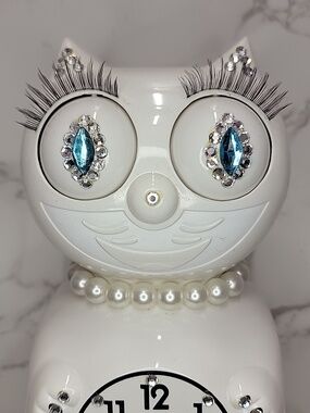 Jeweled White Lady Kit-Cat Klock clock SUPER RARE Vintage